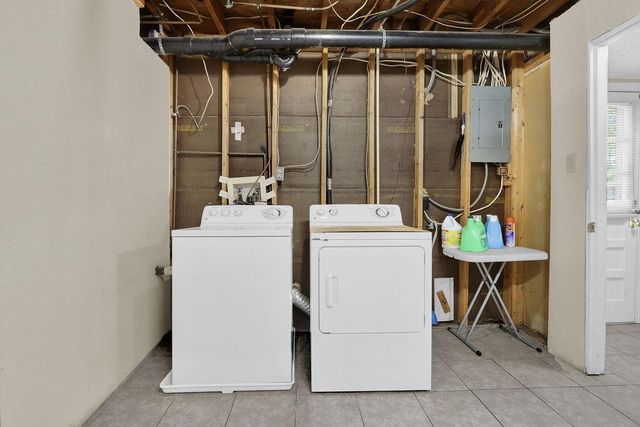2906 Castle Drive, Lawrenceville, GA 30044