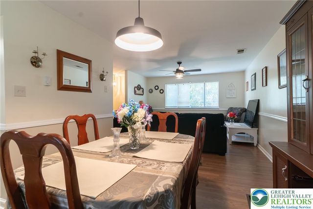 1226 Stones Crossing Road, Palmer Twp, PA 18045