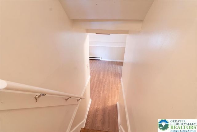 1226 Stones Crossing Road, Palmer Twp, PA 18045