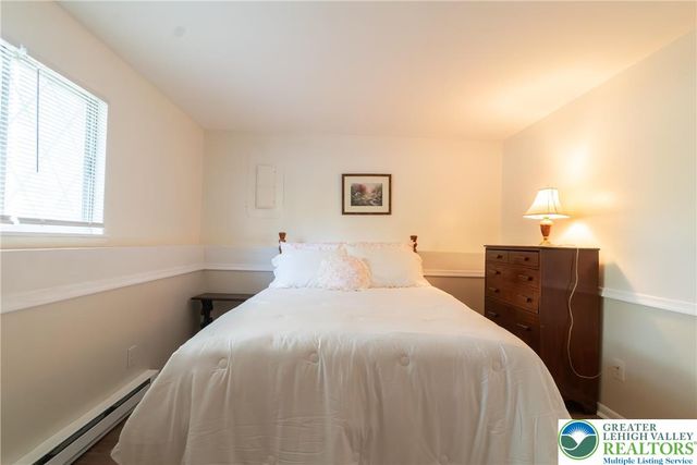 1226 Stones Crossing Road, Palmer Twp, PA 18045