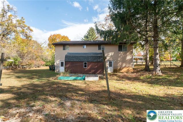 1226 Stones Crossing Road, Palmer Twp, PA 18045