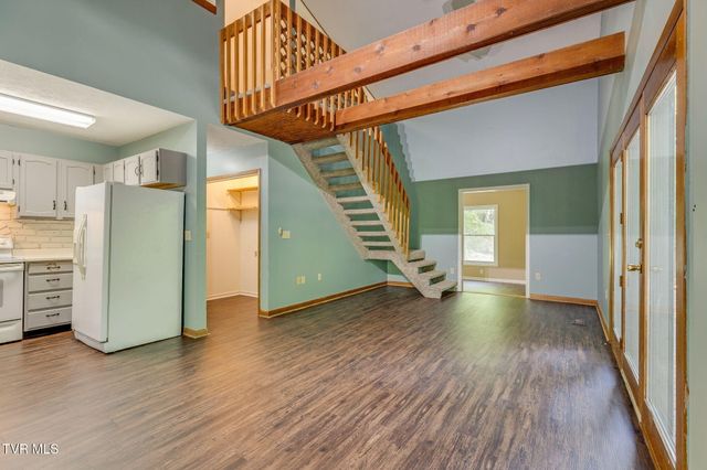 2024 Queensbury Court, Kingsport, TN 37660