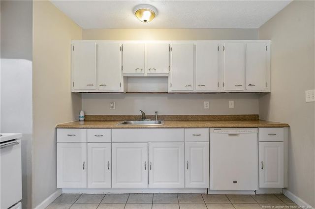 5001 Ashton Road, Fayetteville, NC 28304