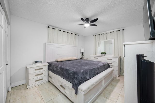 2814 W POWHATAN AVENUE, Tampa, FL 33614