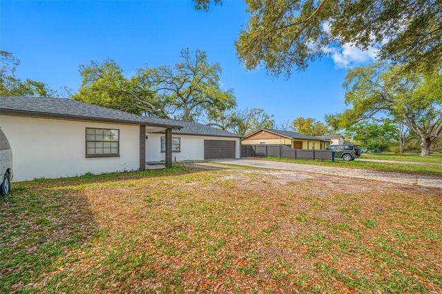 2814 W POWHATAN AVENUE, Tampa, FL 33614