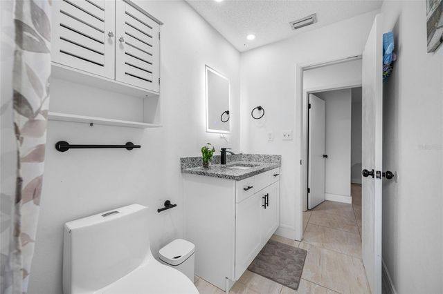 2814 W POWHATAN AVENUE, Tampa, FL 33614