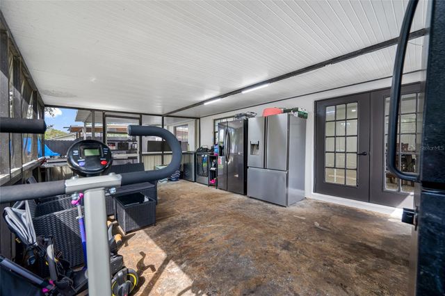 2814 W POWHATAN AVENUE, Tampa, FL 33614