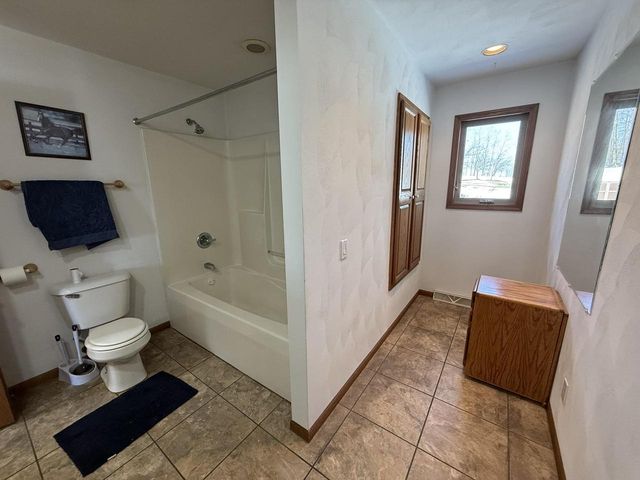 W1784 County Road AW, Randolph, WI 53956