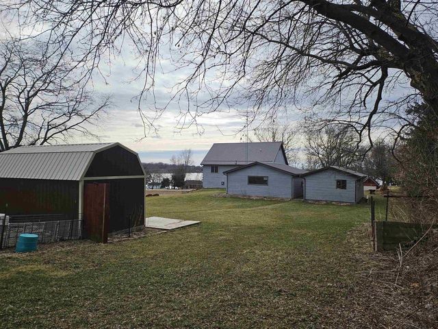 W1784 County Road AW, Randolph, WI 53956