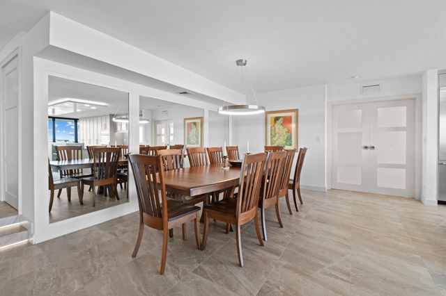 1900 Consulate Place 1902, West Palm Beach, FL 33401