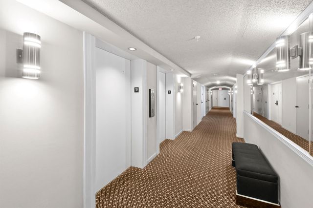 1900 Consulate Place 1902, West Palm Beach, FL 33401