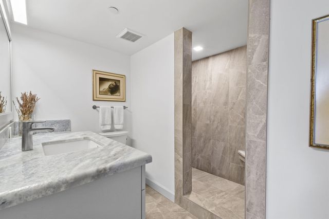 1900 Consulate Place 1902, West Palm Beach, FL 33401