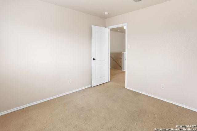 6818 Crest Place, Live Oak, TX 78233