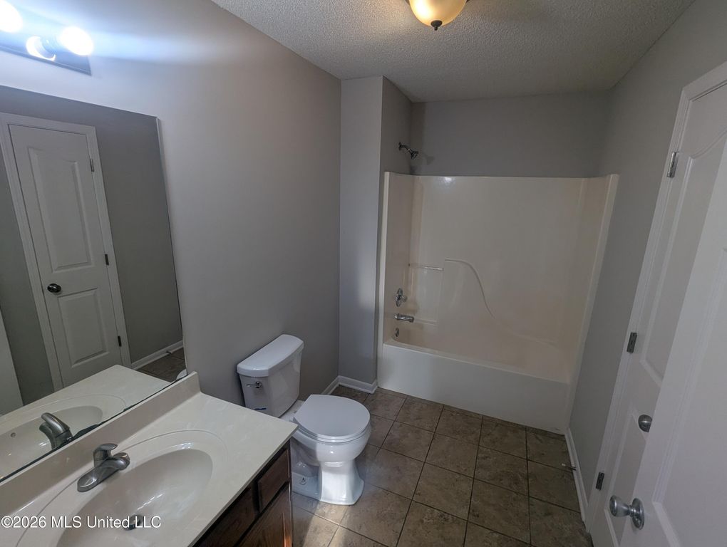 7080 Redfern Drive, Horn Lake, MS 38637 — photo 5