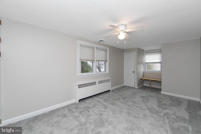 204 GREENBRIAR LN, Havertown, PA 19083