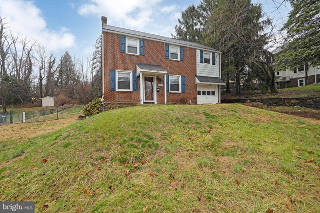 204 GREENBRIAR LN, Havertown, PA 19083