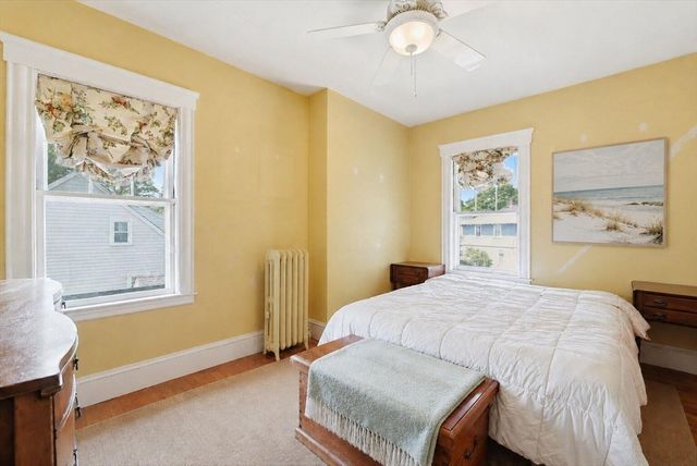 19 Humphrey St, Marblehead, MA 01945