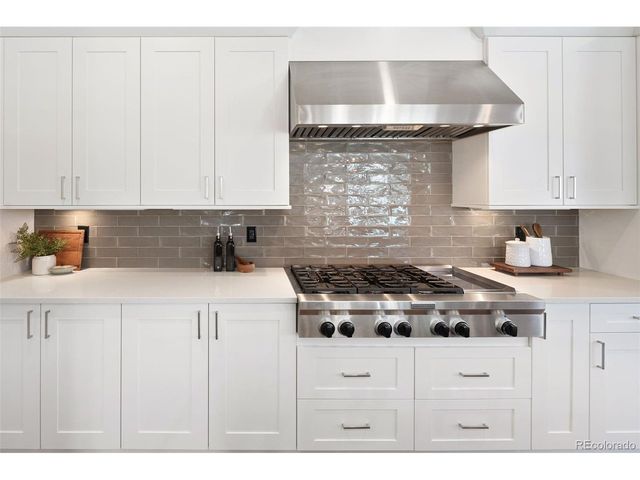 2525 S Columbine St, Denver, CO 80210