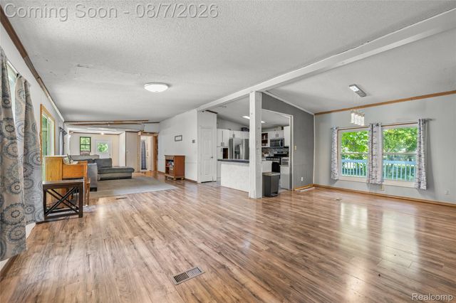 9940 Bunton Road, Augusta Charter Township, MI 48191
