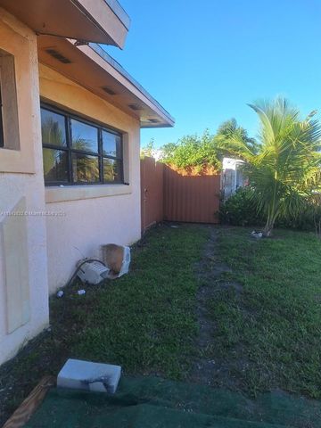 115 NW 193rd St 2, Miami Gardens, FL 33169