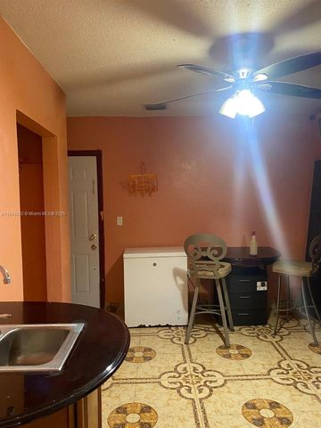 115 NW 193rd St 2, Miami Gardens, FL 33169