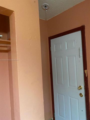 115 NW 193rd St 2, Miami Gardens, FL 33169