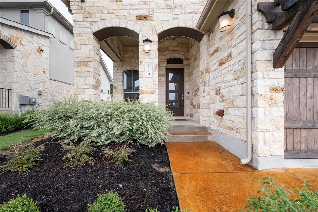 119 Cartwheel BND, Austin, TX 78738