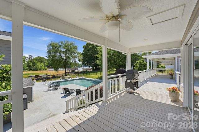 139 Perrin Drive, Mooresville, NC 28117