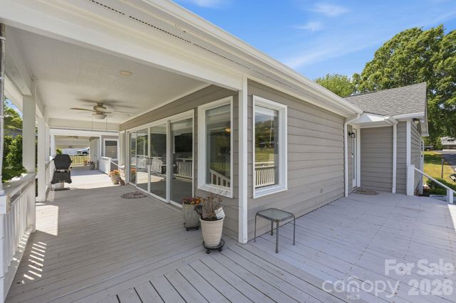 139 Perrin Drive, Mooresville, NC 28117