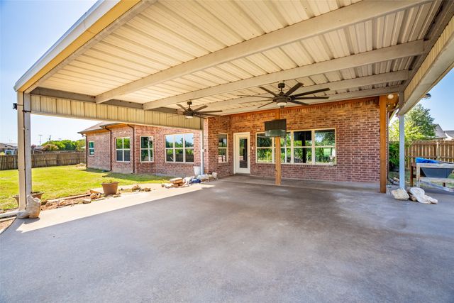 407 Valley View Court, Rio Vista, TX 76093