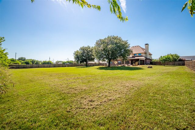 407 Valley View Court, Rio Vista, TX 76093
