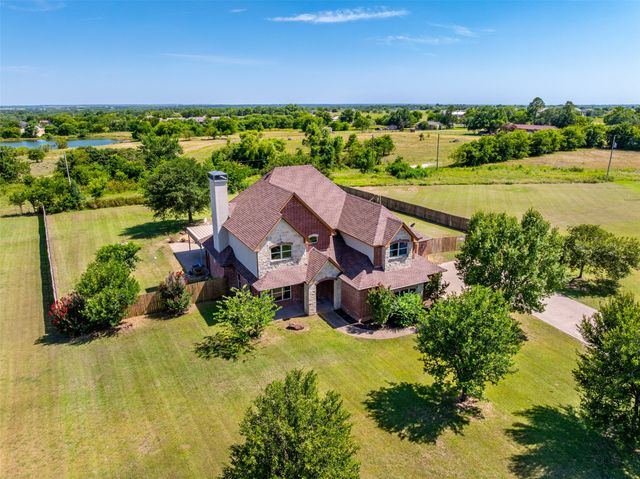 407 Valley View Court, Rio Vista, TX 76093