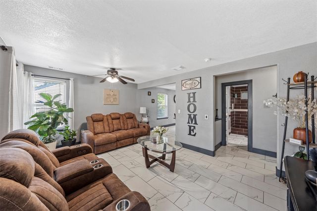 1205 N 17th Street, Waco, TX 76707