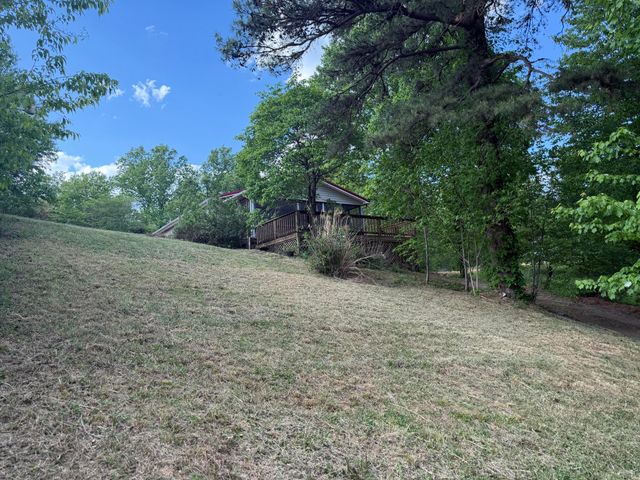 7478 KY-80, Manchester, KY 40962