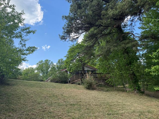 7478 KY-80, Manchester, KY 40962