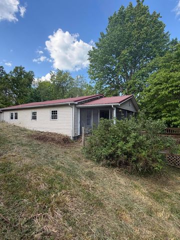 7478 KY-80, Manchester, KY 40962