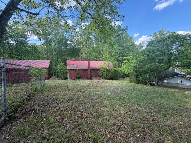7478 KY-80, Manchester, KY 40962