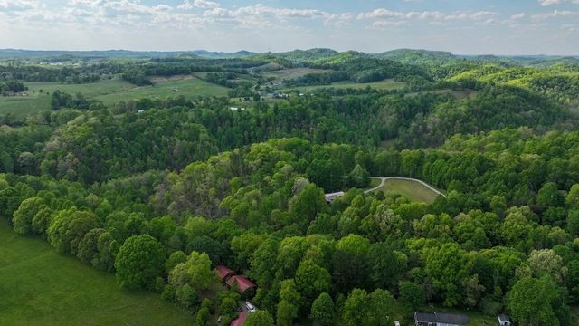 7478 KY-80, Manchester, KY 40962