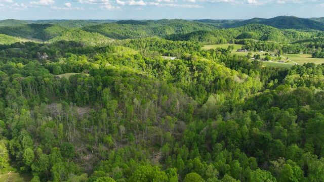 7478 KY-80, Manchester, KY 40962