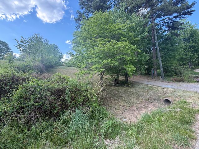 7478 KY-80, Manchester, KY 40962
