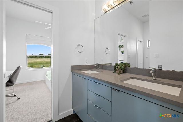 215 Mesa Vista Drive, Leander, TX 78641