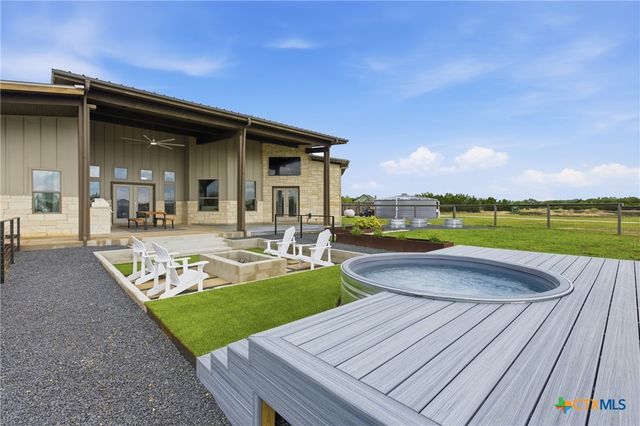 215 Mesa Vista Drive, Leander, TX 78641