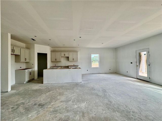 5444 Hargrove Way, Flowery Branch, GA 30542