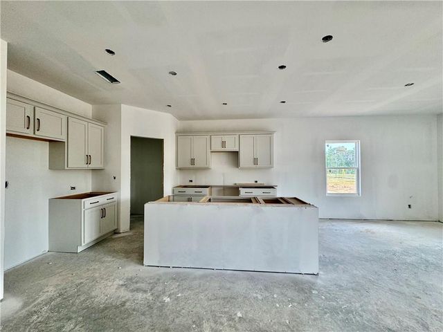 5444 Hargrove Way, Flowery Branch, GA 30542