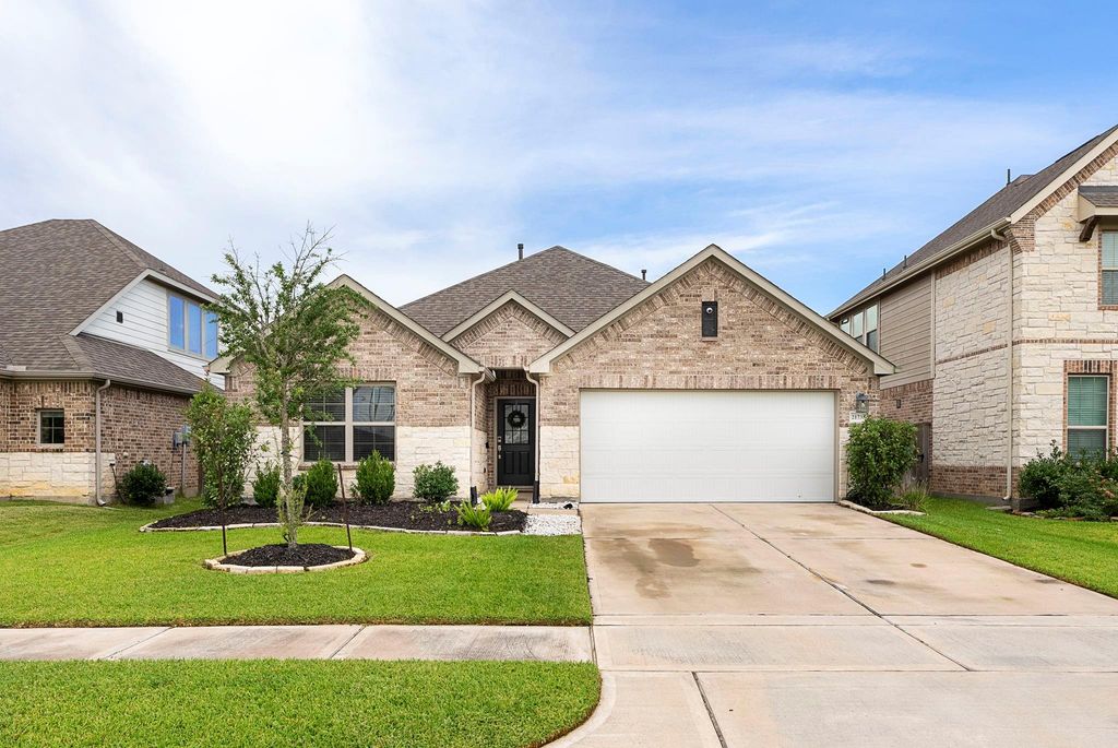 21738 Rose Maris Lane, Tomball, TX 77377