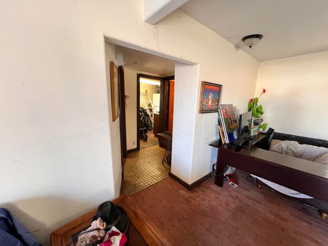 524 Gibson Boulevard SE, Albuquerque, NM 87102