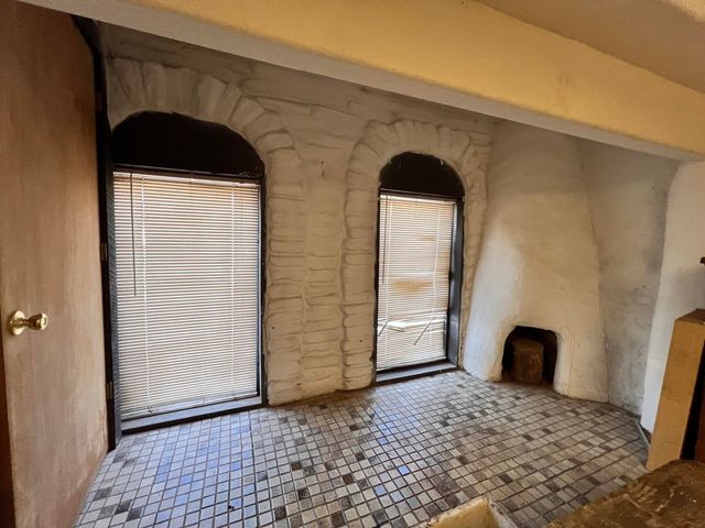 524 Gibson Boulevard SE, Albuquerque, NM 87102