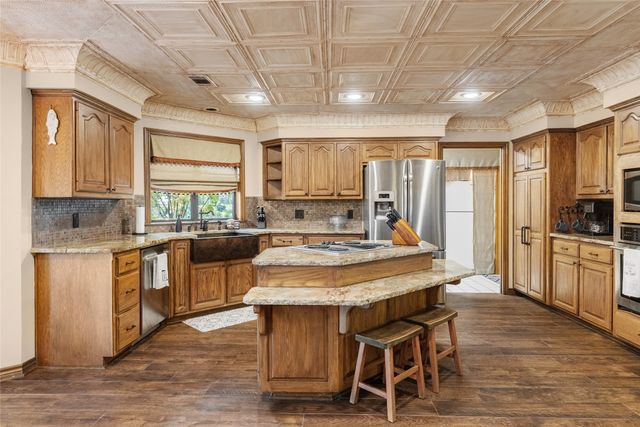 327 County Road 1299, Yantis, TX 75497