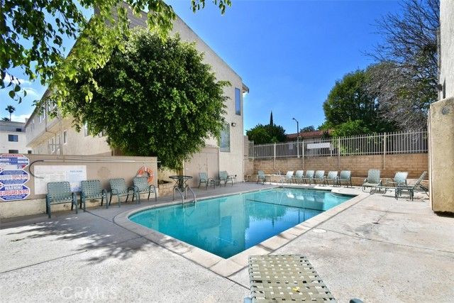 7240 Shirley 101, Reseda (los Angeles), CA 91335