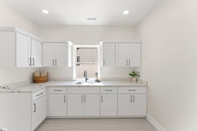 651 Narrow Circle, Inman, SC 29349